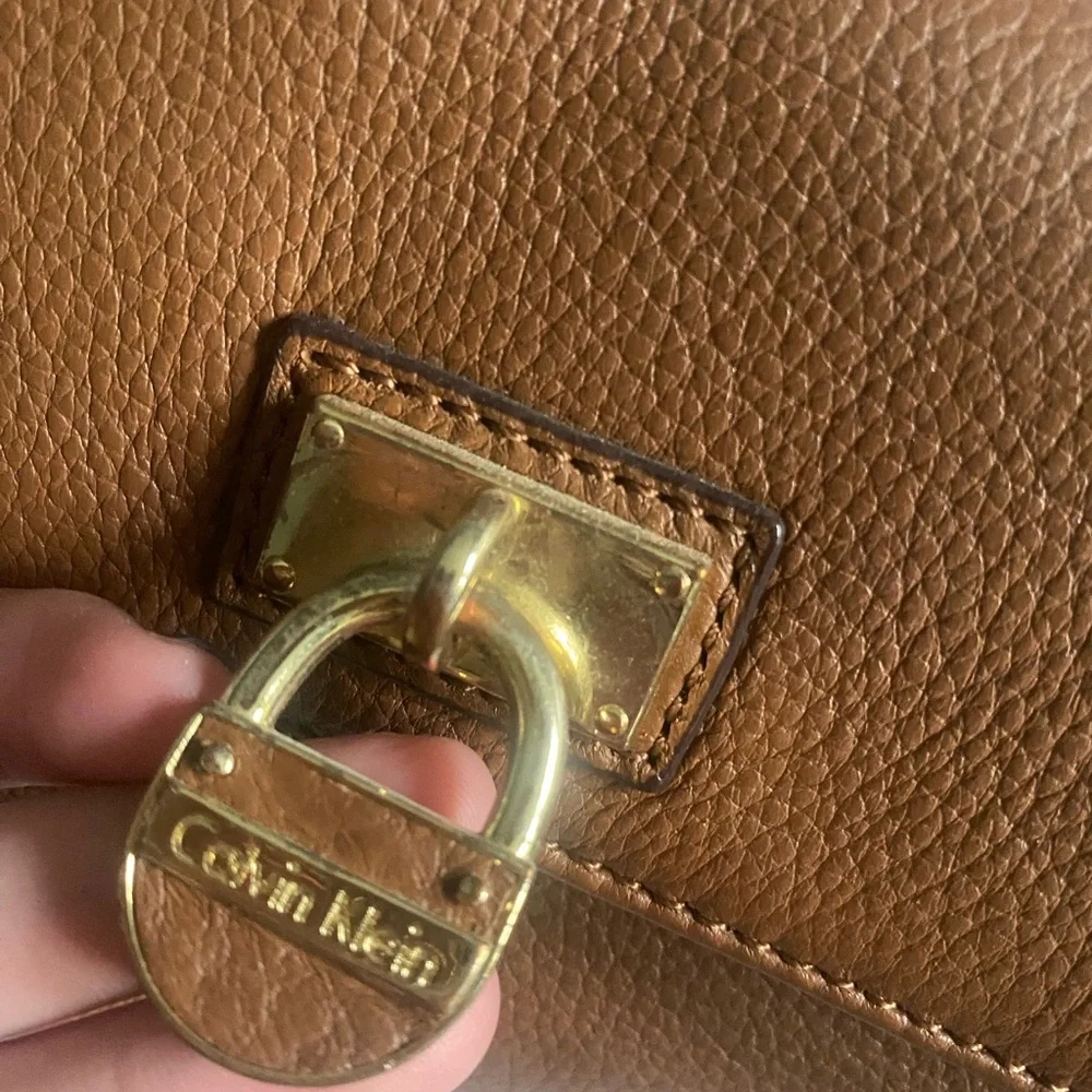 Purse - Picture 3 of 4